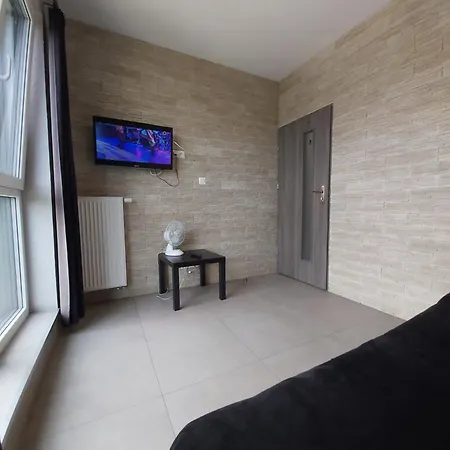 1130 Wojciechowskiego 6A - Tanie Pokoje W Apartamencie - Samodzielne Zameldowanie - Self Check In Poznan Exterior photo